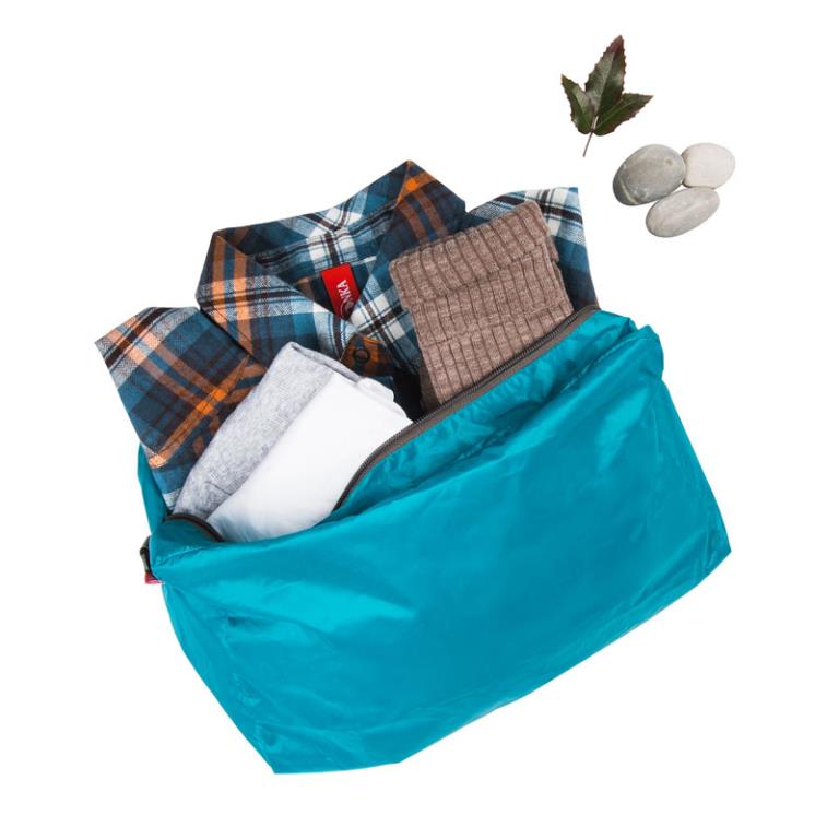 Stuffsack with zip