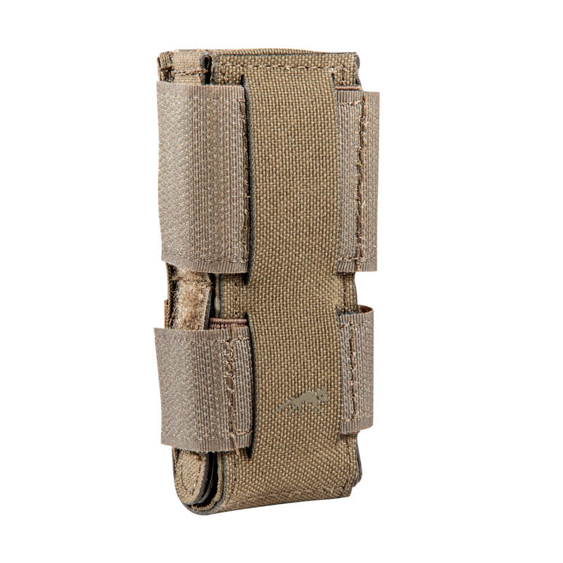Three quarter front view of Tasmanian Tiger PI magazine pouch with removable hook-and-loop fastening side stabilizer – Coyote Brown | TT7956.346