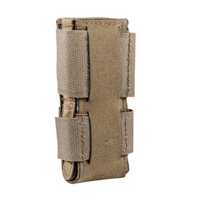 Three quarter front view of Tasmanian Tiger PI magazine pouch with removable hook-and-loop fastening side stabilizer – Coyote Brown | TT7956.346